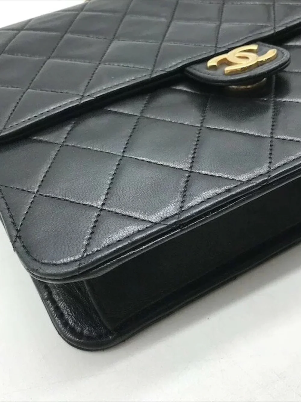 Authentic CHANEL Classic mini single flap black lambskin shoulder bag